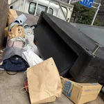 福岡市中央区舞鶴のソファベッド回収｜マンション10階・2名10分の作業事例