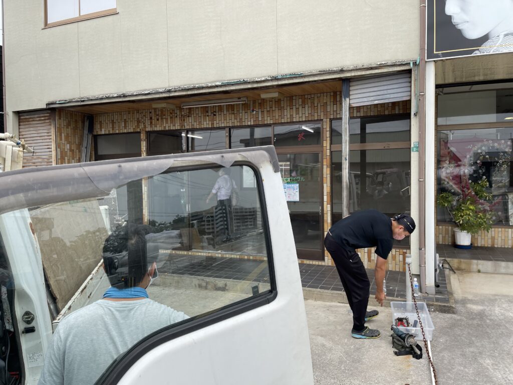 福岡県福岡市サイクル（自転車修理屋さん）看板撤去後