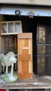 大型冷蔵庫・扇風機・家具などを一括回収！トラック積み放題での搬出事例写真